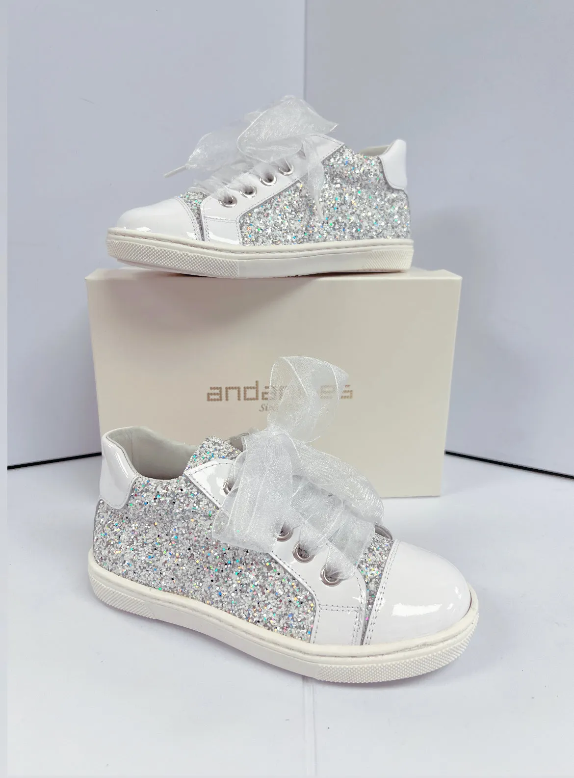 222295 Andanines White Glitter Trainers