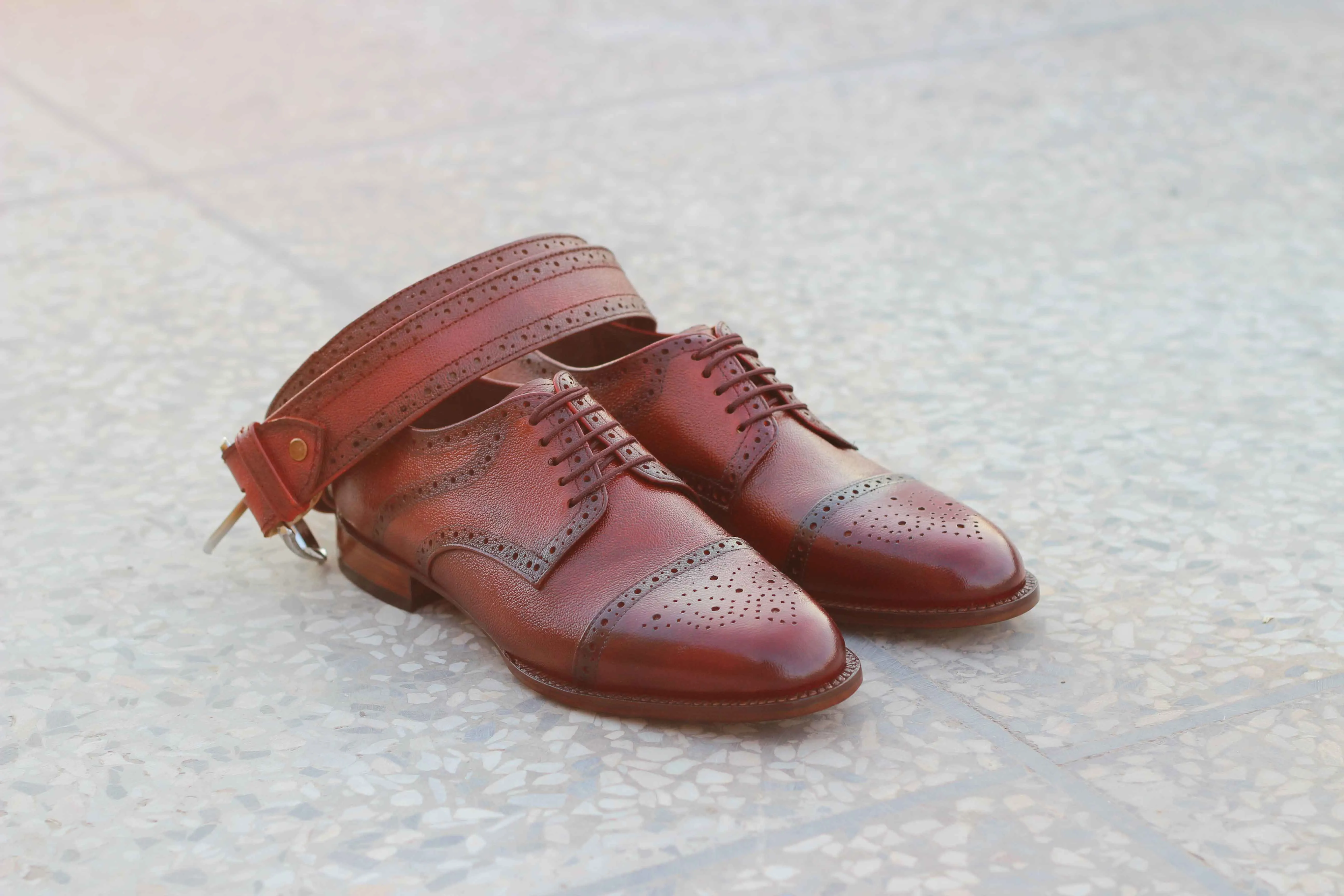 Custom Made Men's Tan & Brown Leather Oxford Toe Cap Brogue Lace Up Men's Shoes