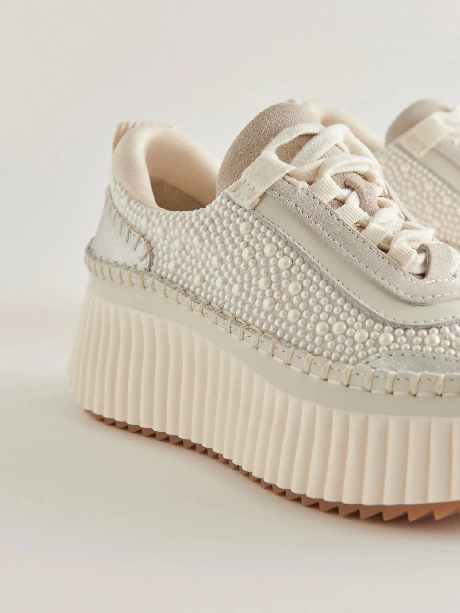 Dolce Vita Dolen Pearl Sneaker