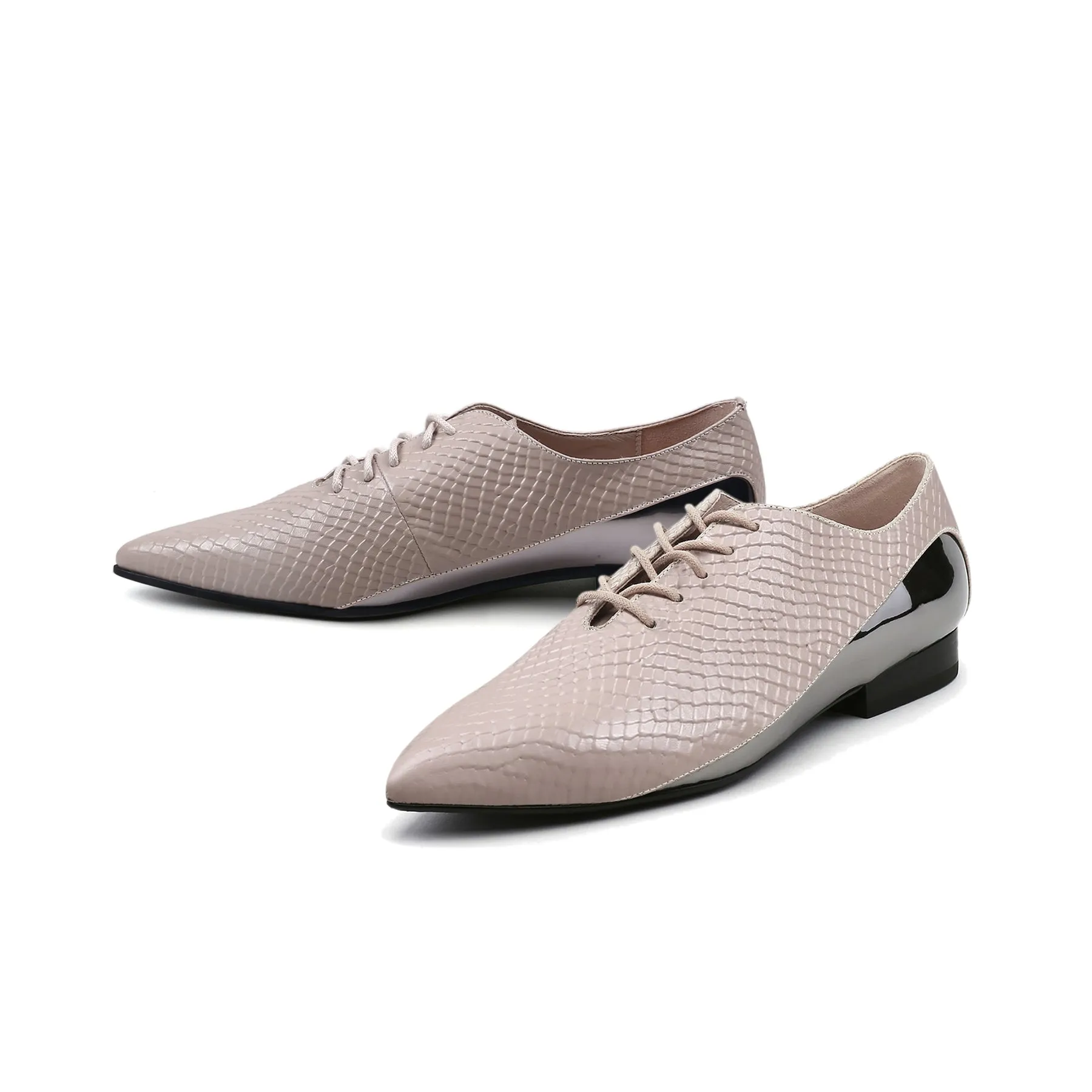 Faux Croc Embossed Lace Up Oxfords