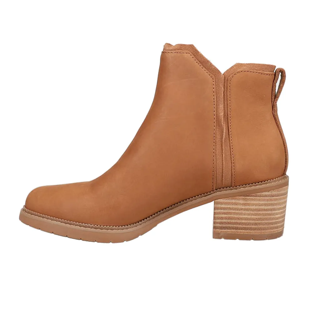 Hailey Round Toe Pull On Booties