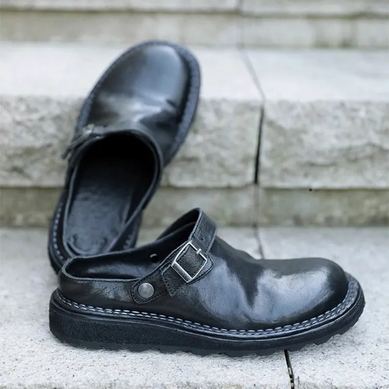 Hand Stitching Horse Leather Slippers with Buckle in Red/Black