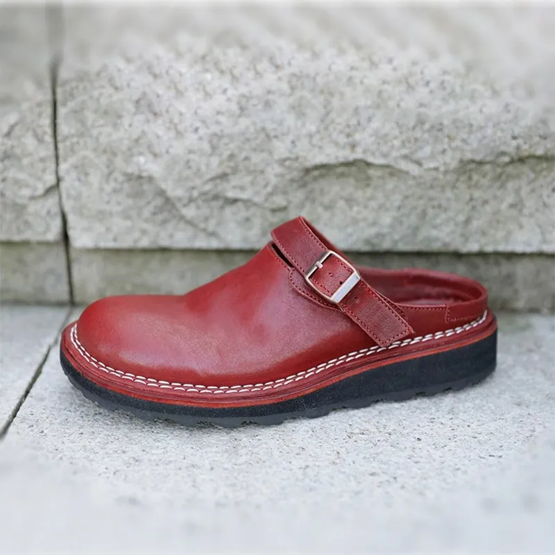 Hand Stitching Horse Leather Slippers with Buckle in Red/Black