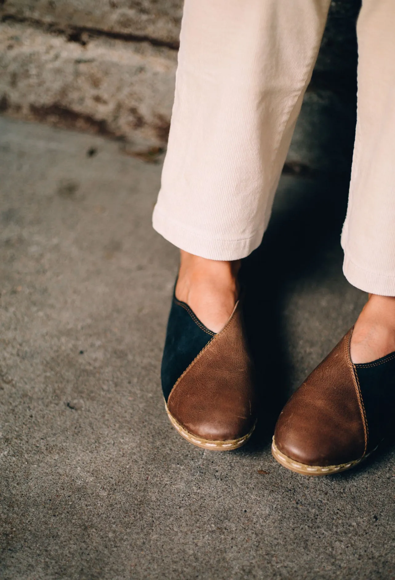 Lu Loafers in Black & Espresso