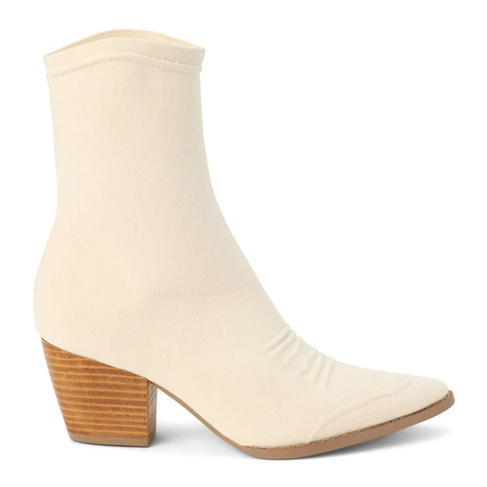 Lynne Pointed Toe Pull On Boots