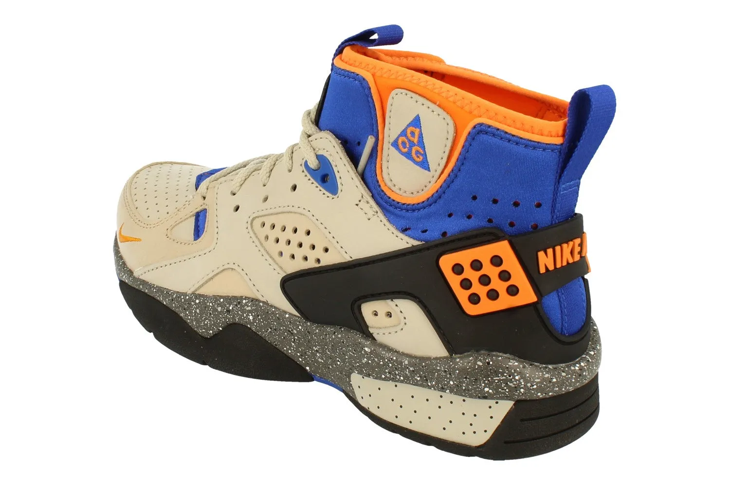 Nike ACG Air Mowabb Mens Trainers DC9554 200