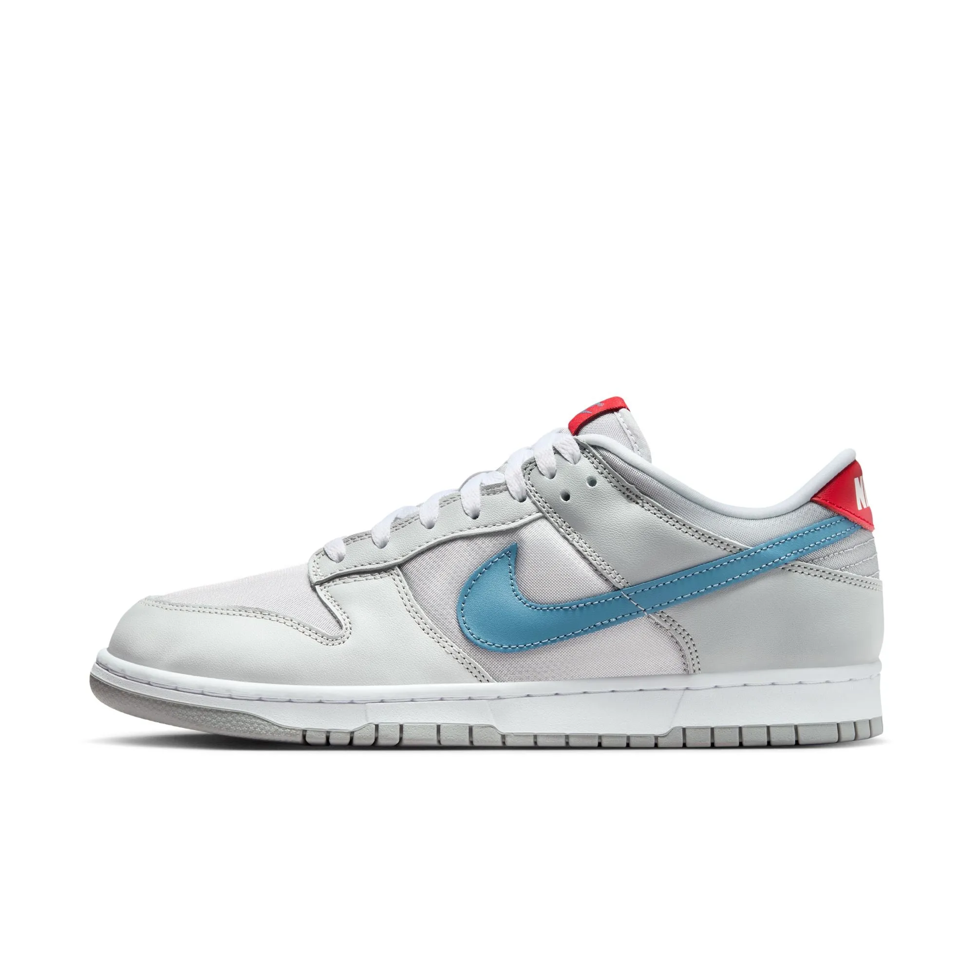 Nike Dunk Low QS Silver Surfer