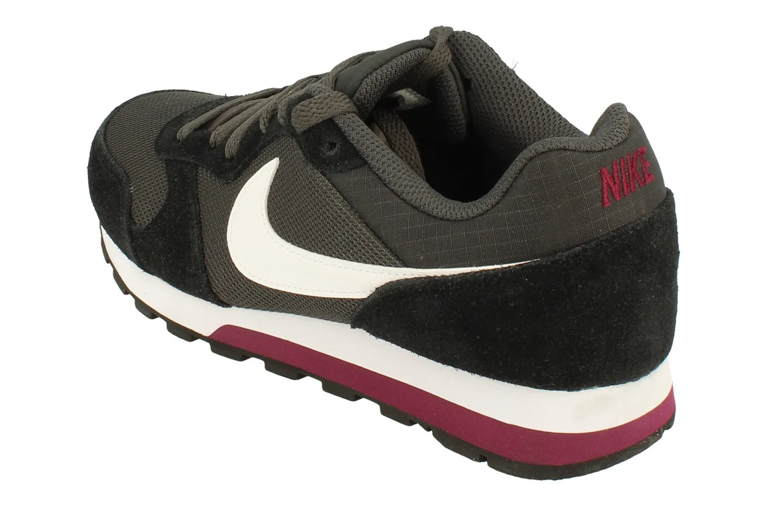 Nike Womens Md Runner 2 Trainers 749869 012