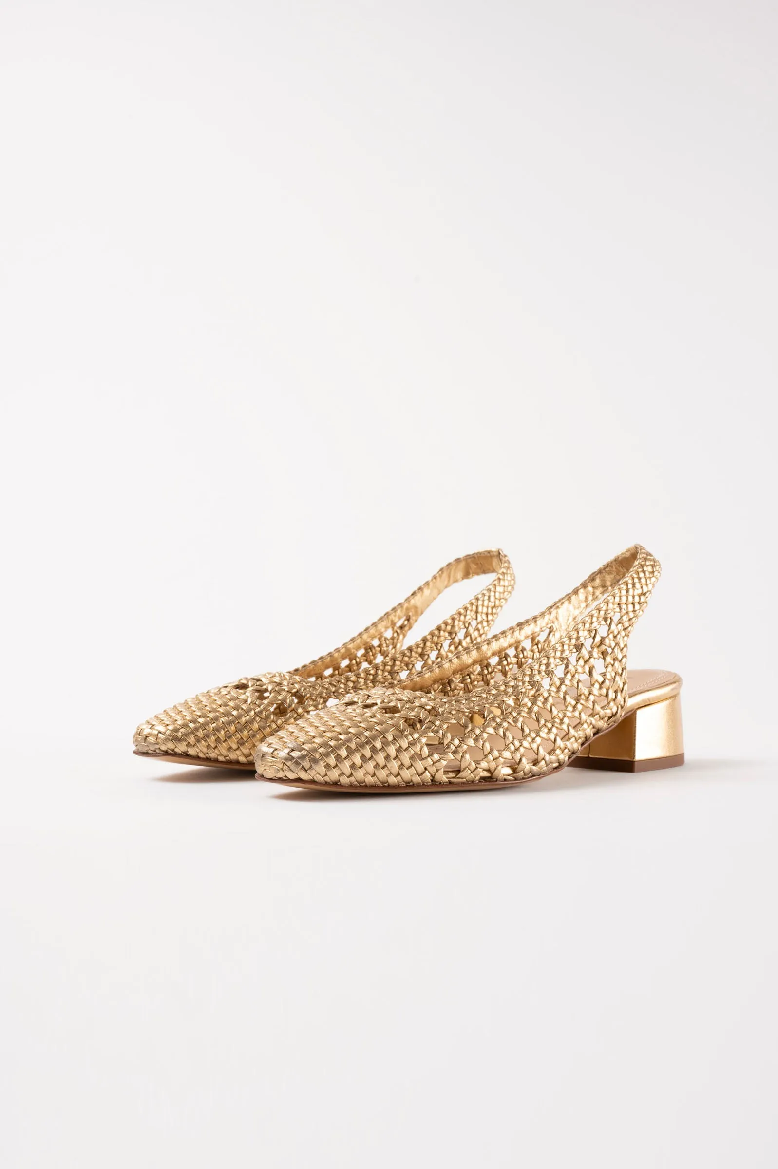 NOVA TARRAGONA - Gold Woven Leather Slingback Ballerina Flats