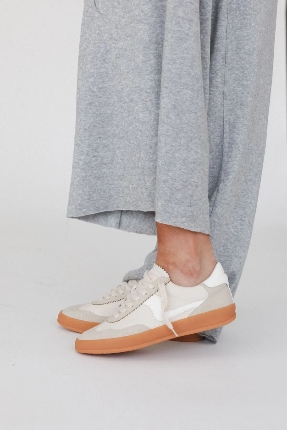 Sand Dune Sneakers - Ivory