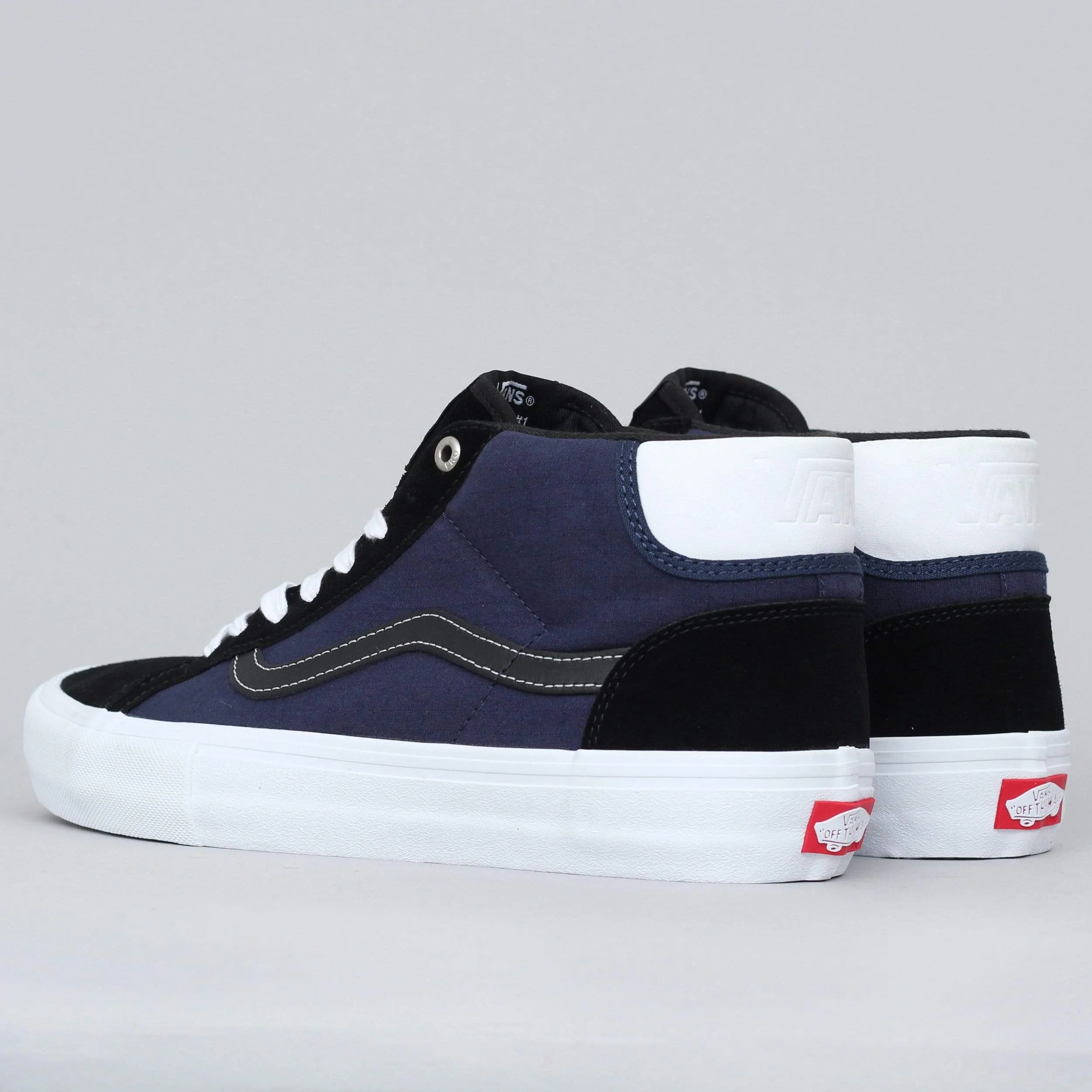 Vans Mid Skool Pro Shoes (Streetmachine) Black / Dark Blue / Traditional White