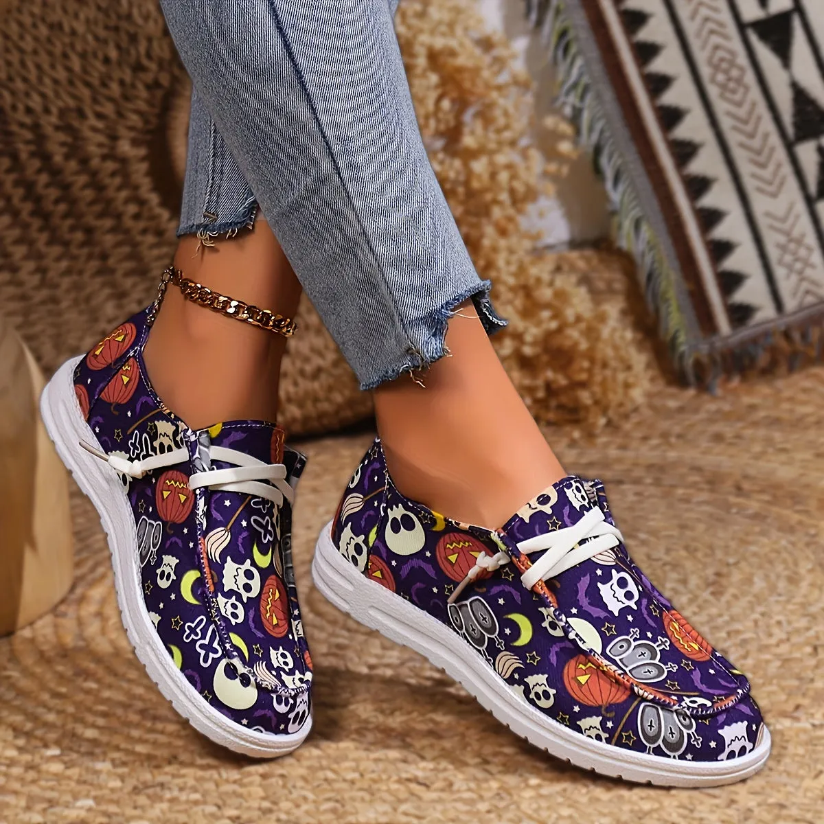 Women's Halloween Horror-Style Skateboard Shoes | Non-Slip Flat Shoes with Soft Bottom Skate Shoes | Lightweight Lace-Up Outdoor Shoes