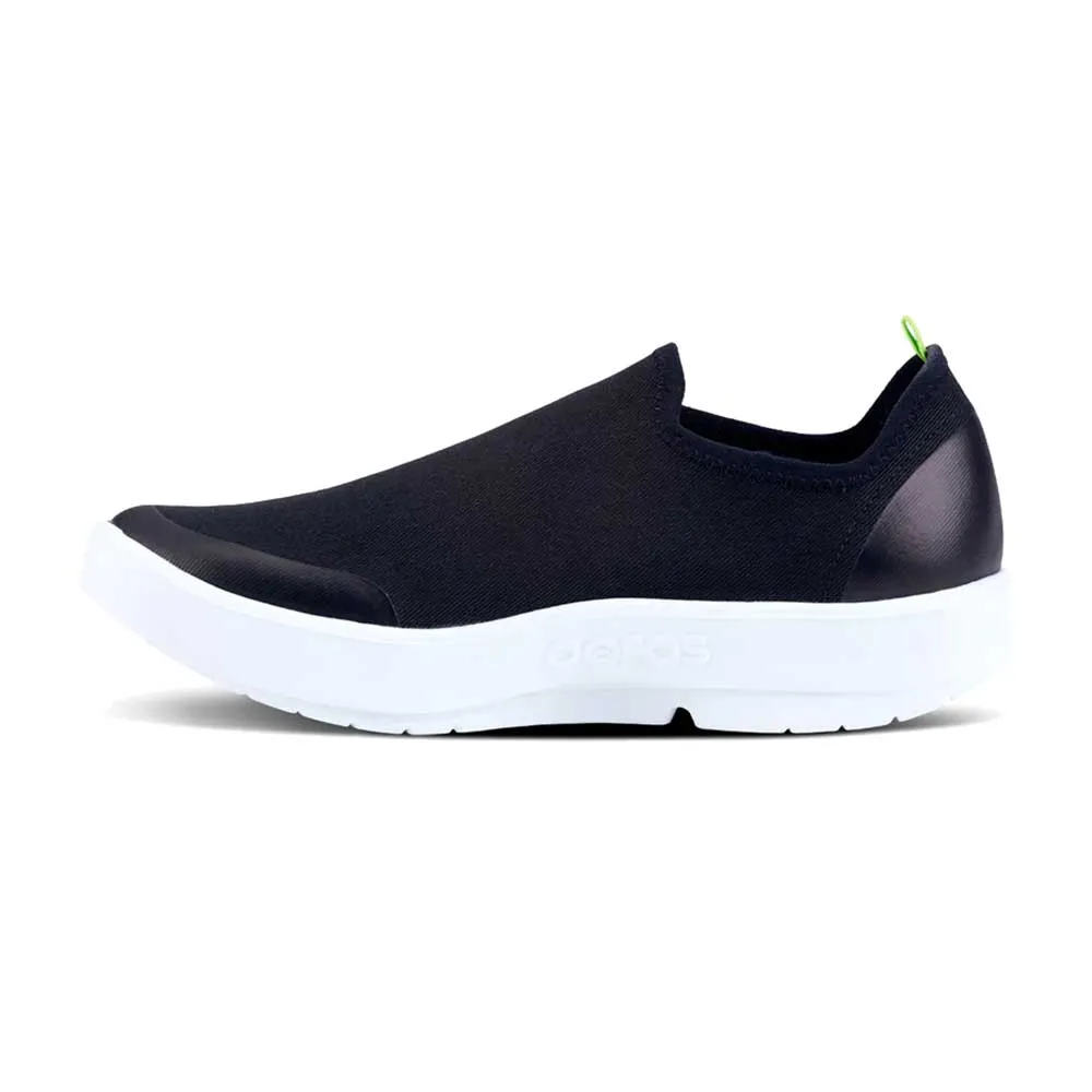 Women's OOmg eeZee Shoe - Black/White - Regular (B)