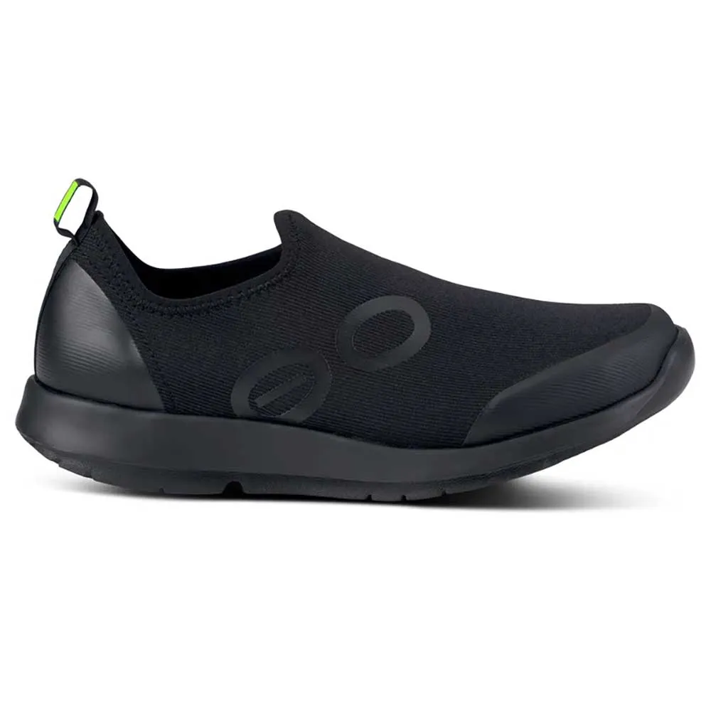 Women's OOmg Sport Shoe - Black- Regular (B)