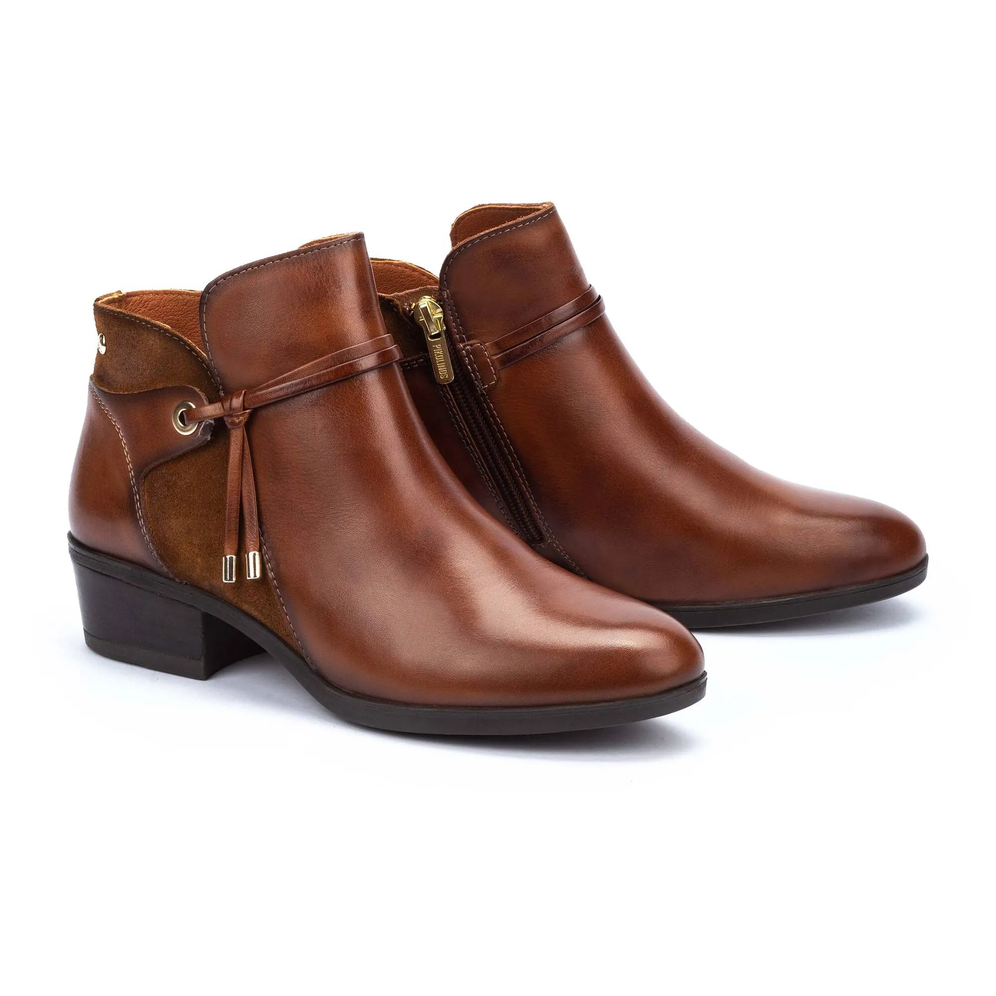 Women's Pikolinos Darcoa Ankle Boot Color: Cuero